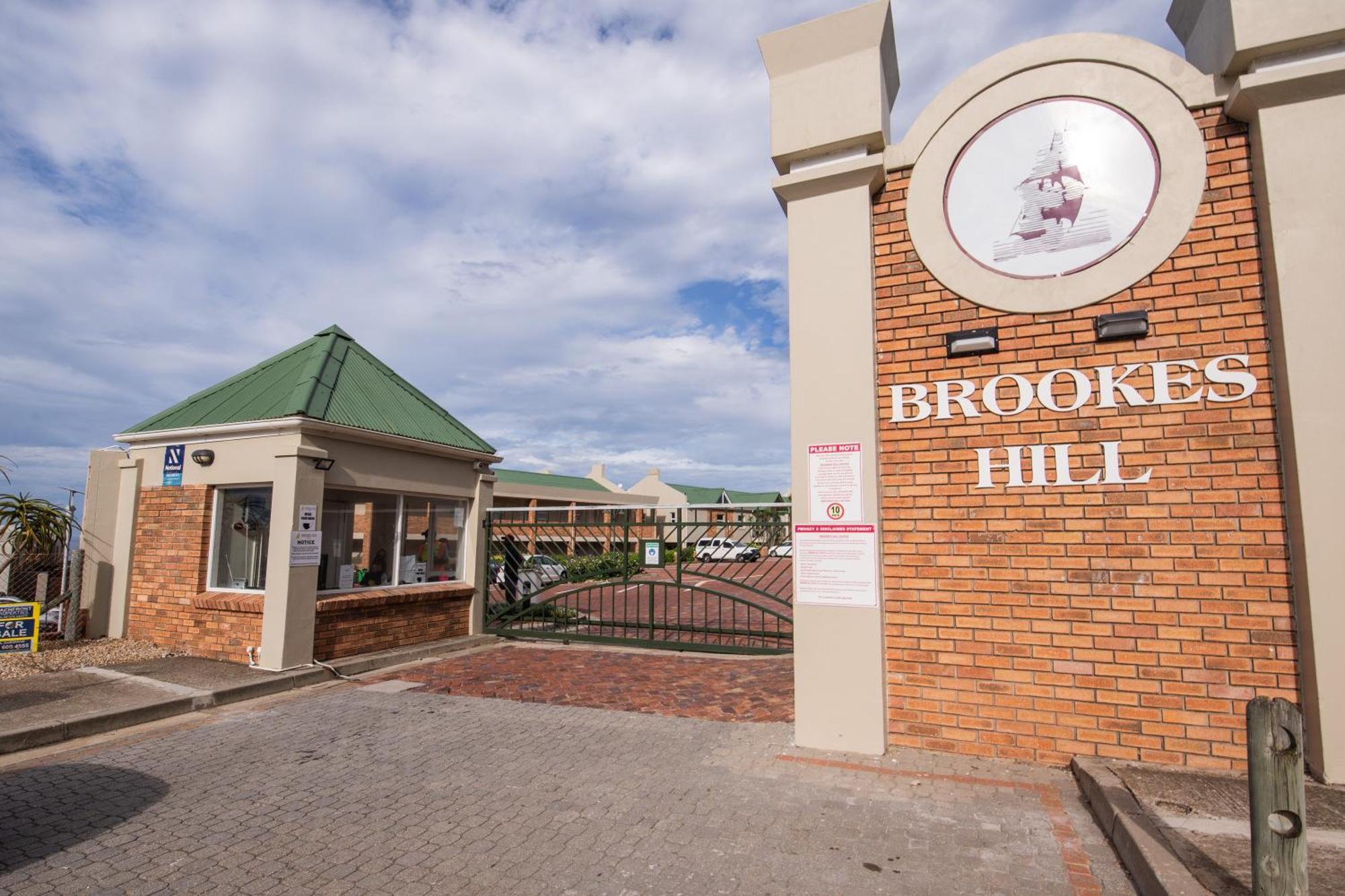 157 Brookes Hill Suites Near The Beach Port Elizabeth Exterior foto